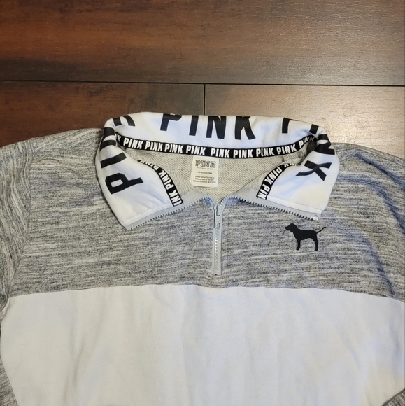 PINK Victoria's Secret Sweater/Pullover - Picture 2 of 5